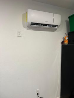 MINI SPLIT FRÍO Y CALOR