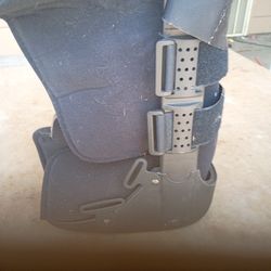 Walking Cast Boot 