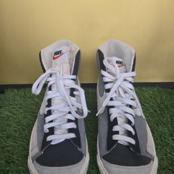 NIKE BLAZER MID 77 VINTAGE  Grey Black Suede CL1167-001 SIZE 11