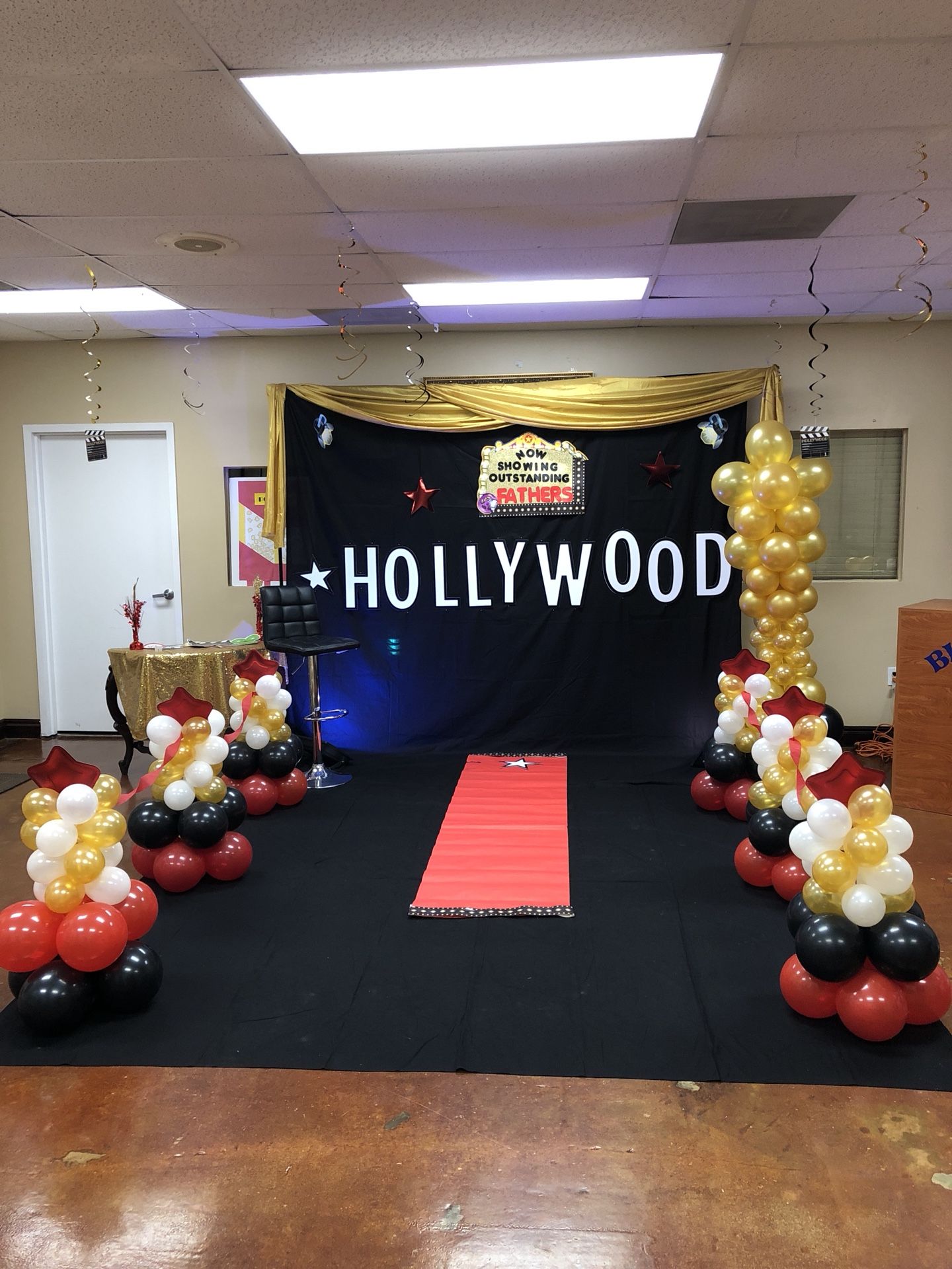 Hollywood theme balloons