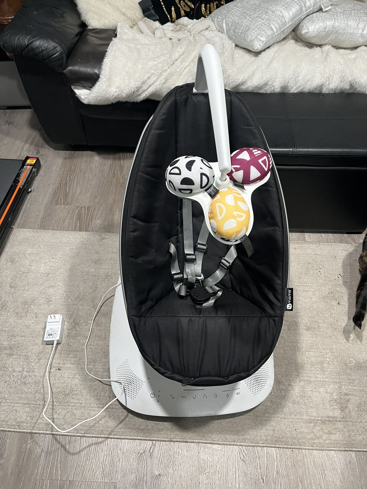 4moms mamaRoo multi motion baby swing