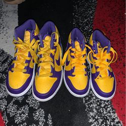 Nike “Lakers” Dunks