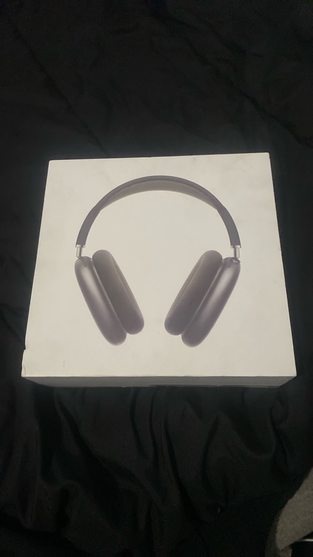 airpod maxes