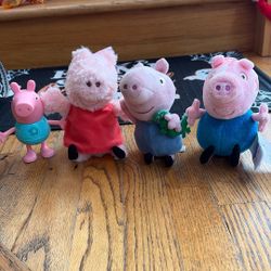 4 Characters Of Peppapig