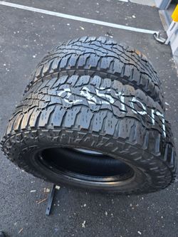 2 Used tires  Lt285 70r17  Goodyear  Wrangler  $110.00