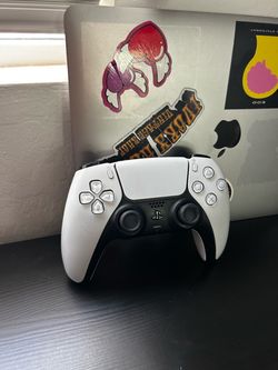 PS5 controller brand new !