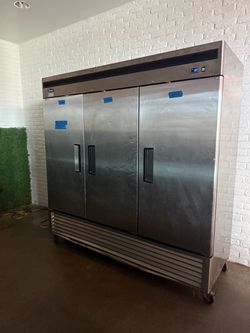 Atosa 3-Door Commercial Reach-In Refrigerator