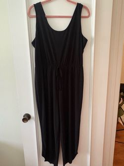 Black Sleeveless Jumpsuit – Size XL
