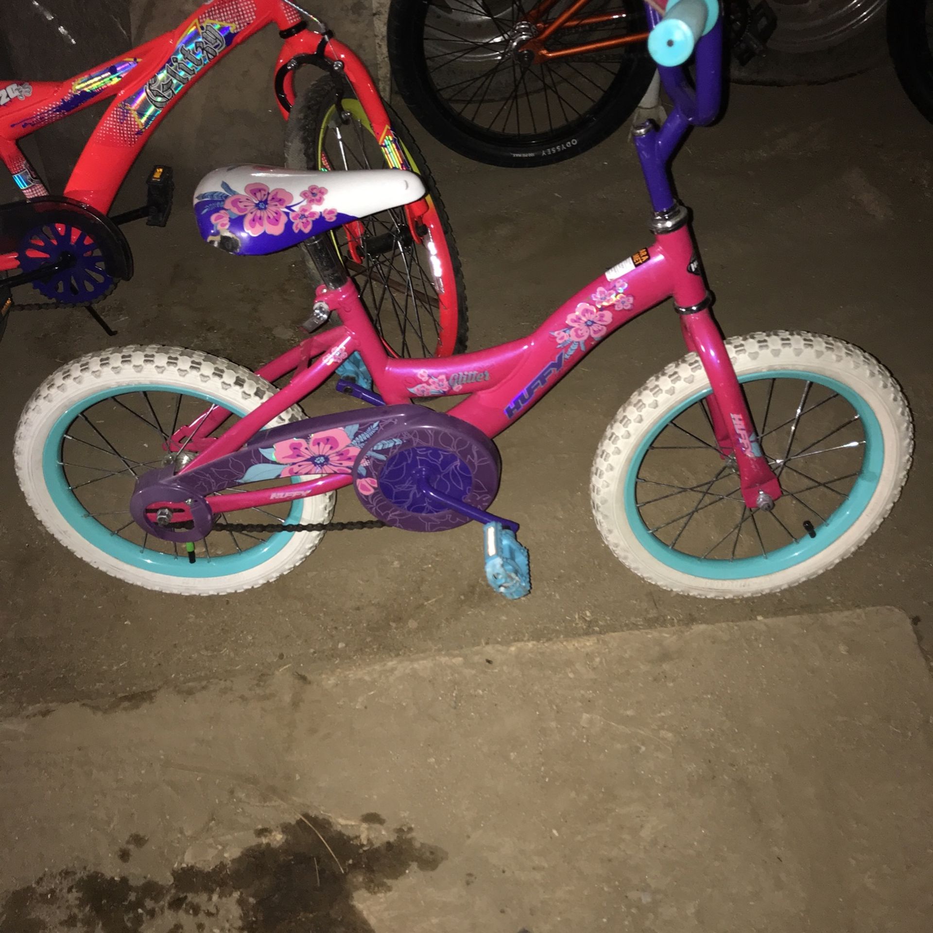 Kids 16” Bike Huffy Glitter 