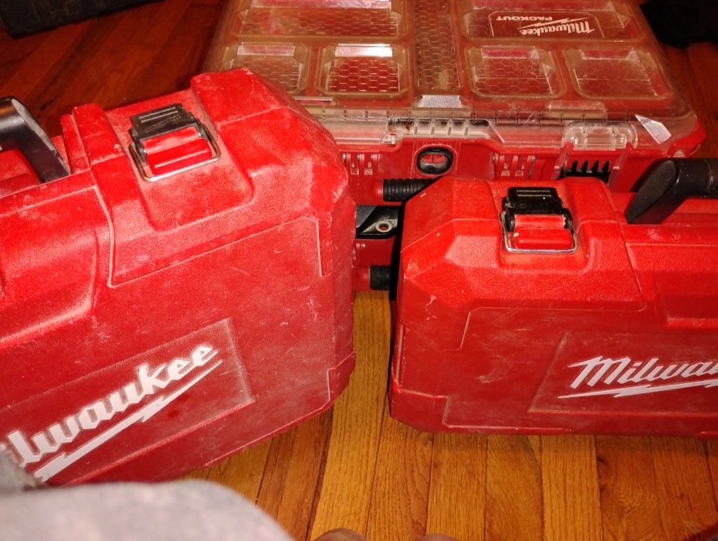 Milwaukee Brand New Rotary Hammer In Box Mint Condition With 360'laser M12 Milwaukee Set With Milwaukee Pack out Double Box And A Drill With Battery 