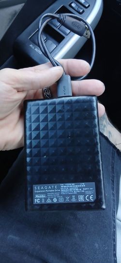 Seagate 2TB Expansion Portable Drive with USB 3.0