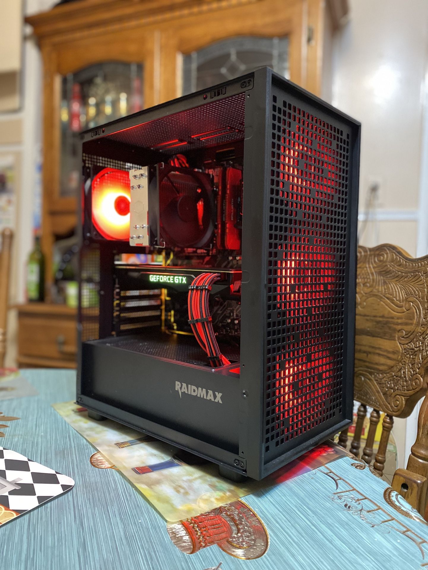 POWERFUL i7 1080p Gaming PC / i7 9700K / GTX TITAN Xp / 16GB RAM / 1.5TB Storage
