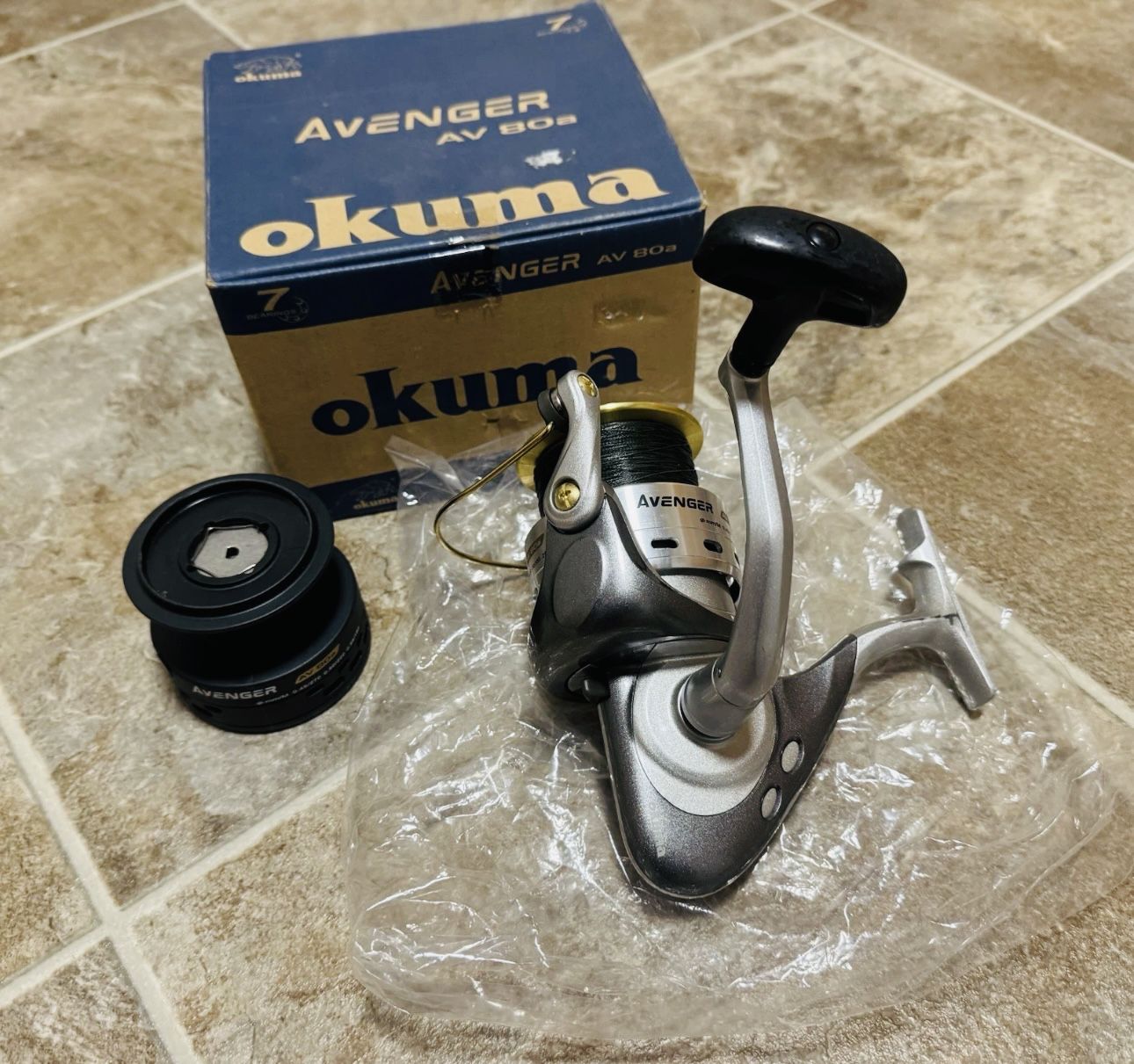 carbon fiber fly reel seat Seaguide air-K™ Woven Spinning AKSS molded carbon seat bodies ACU-602ML-1000 Exterior Color:British Brown New Cork Fuji Vss