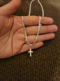 Italy 925 Sterling Silver Dainty Diamond Cut Cuban Link Necklace 18" w/ Mini Cross Charm for Women Plata 925 Cadena & Dije Para Dama 18"