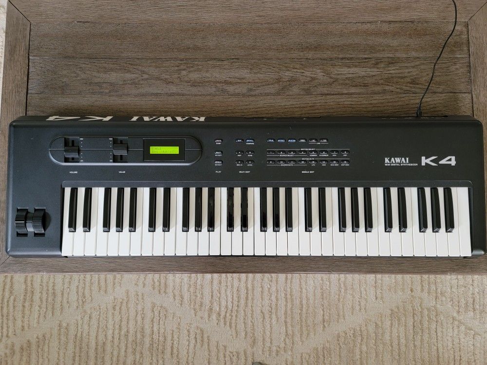 Kawai K4 Synthesizer