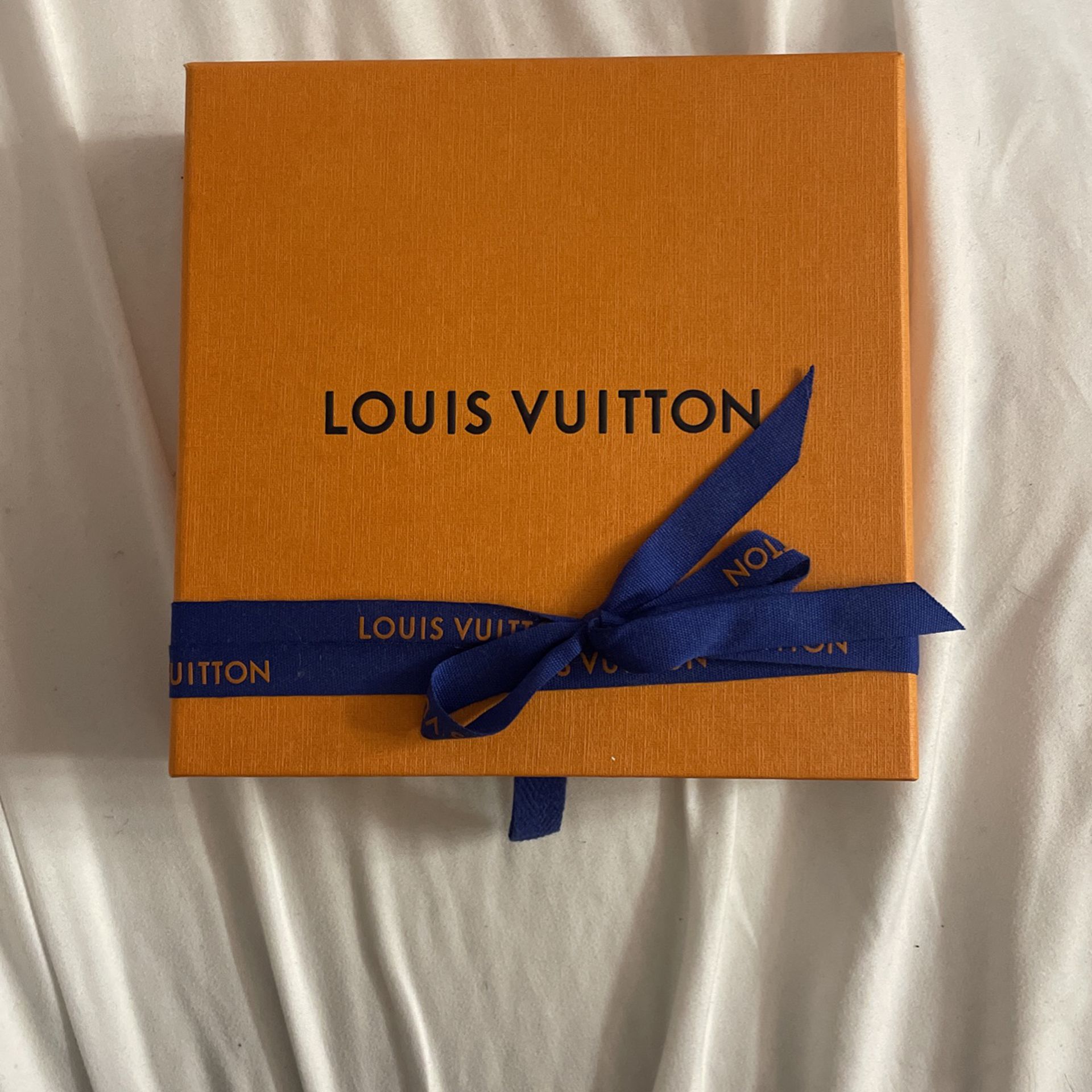 Louis Vuitton Belt for Sale in Corona, CA - OfferUp