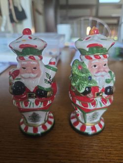 SALT AN PEPPER SHAKERS