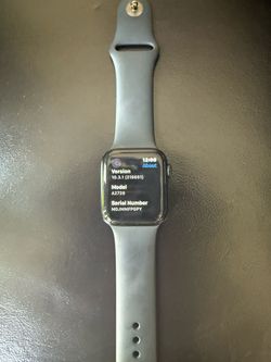 Apple Watch Series 8 with Sport Band