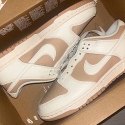 Nike Dunk Low Beige Sail Size 7.5w