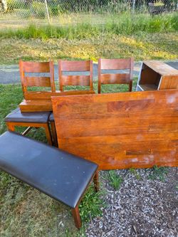 Free kitchen table