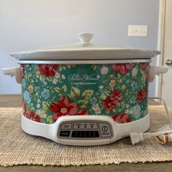 Pioneer Woman 7 Quart Floral Print Crock Pot