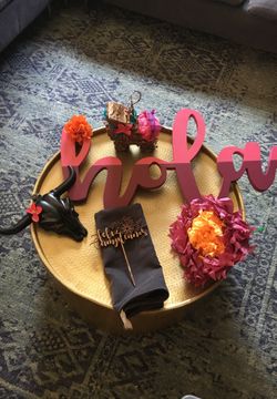 Pretty fiesta party decorations