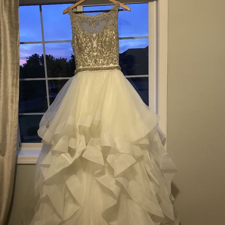 Allure bridals Wedding Dress