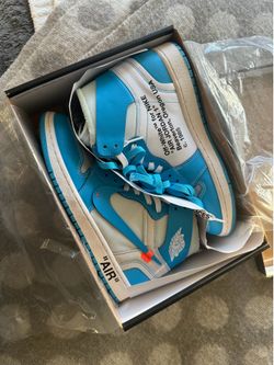 Off-White x Air Jordan 1 Retro High OG 'UNC'