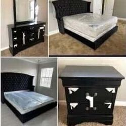 King Bed Set (pickup only)