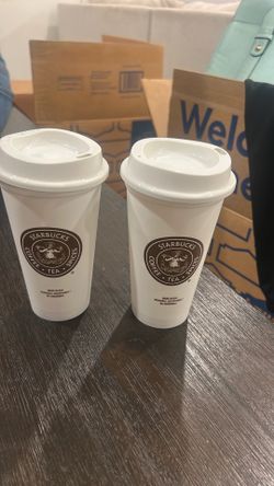 2 Plastic Starbucks coffee cup