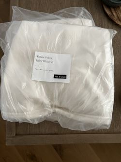 7th avenue velvet ivory throw pillow cover white