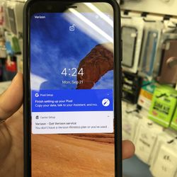 Factory Unlocked Google pixel 4 excellent condition, with store warranty ,