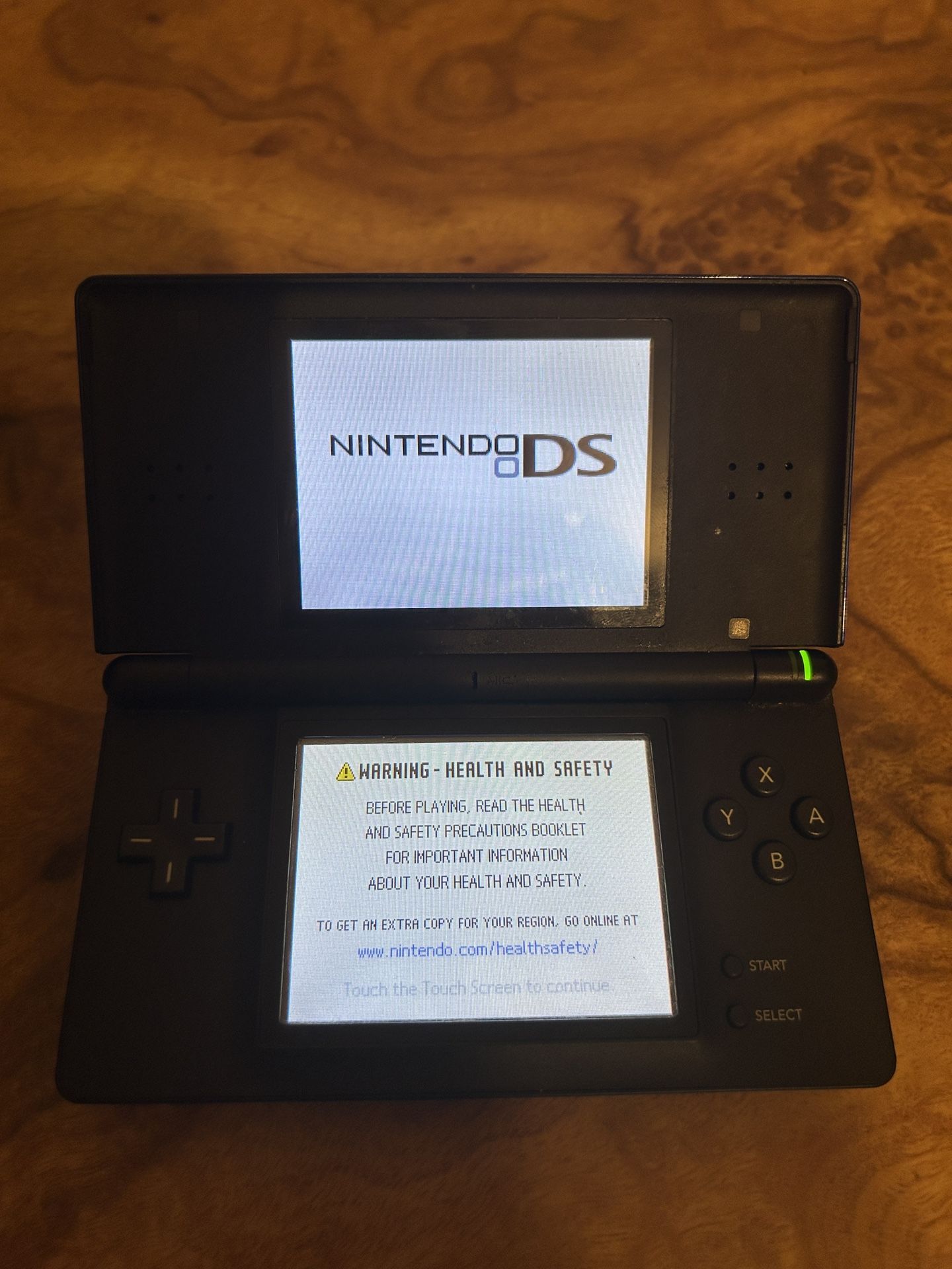 Nintendo DS Lite