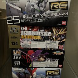 Gundam  Figurines (already assembled)