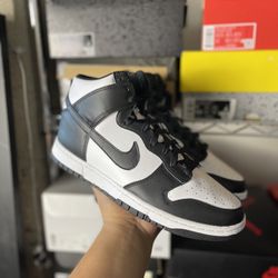 Nike Dunk High “Panda”, Size 10
