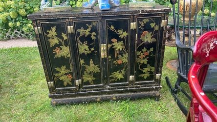 Black Lacquer Chinese Floral Cabinet