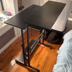 Adjustable Standing Desk With Outlets