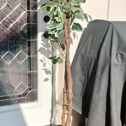 6ft Artificial False Faux Plant In Planter Basket Home Office Kitchen Pool Bedroom Plant Plastic 