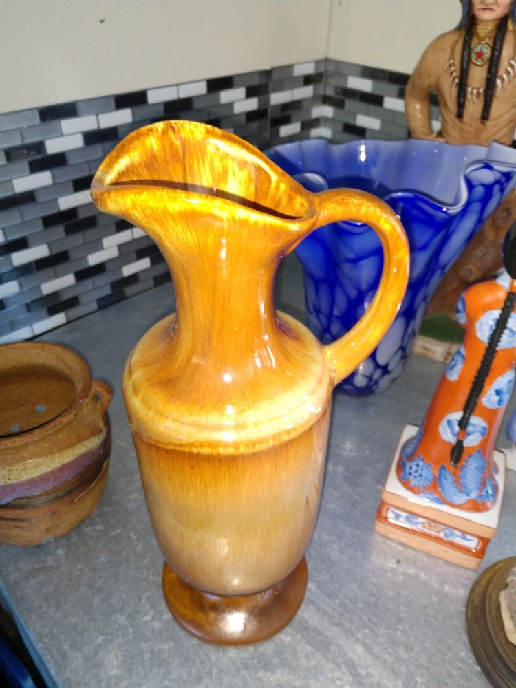 Beautiful rare mid century royal haeger pitcher