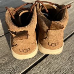 Uggs Boys 13
