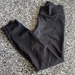 Nike dri-fit leggings mesh bottom