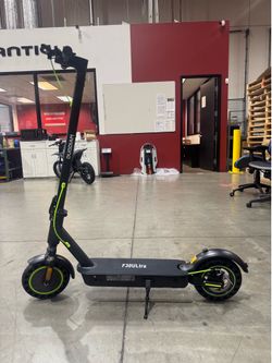 Electric scooter