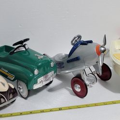Small Collectible Vehicles Plane Boat