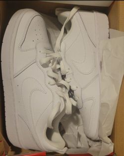 Nike size 7y