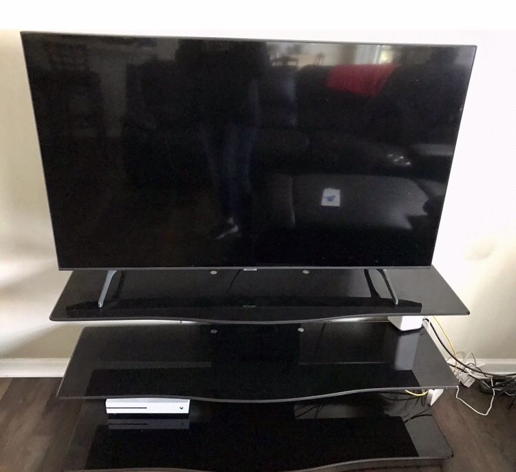 50” LG Samsung TV  With Optional Stand