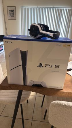 Ps5 slim with disc 1tb