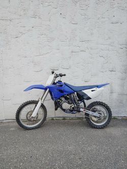 2002 yz85