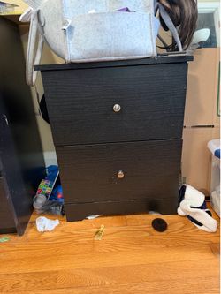 2-Drawer Nightstand