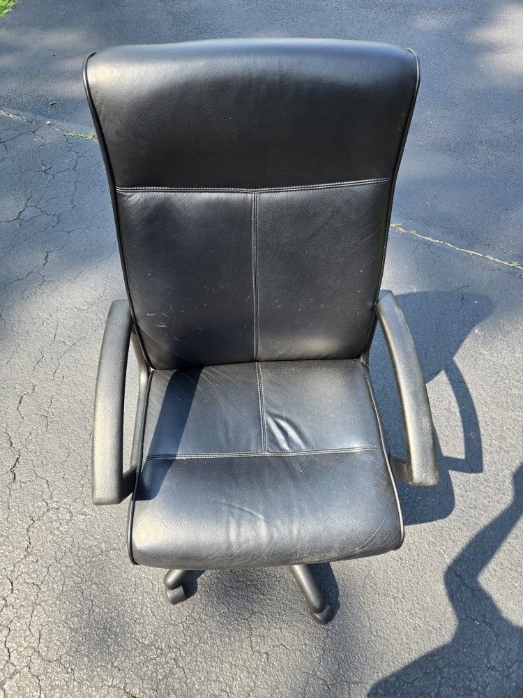 Black Leather Office Chair