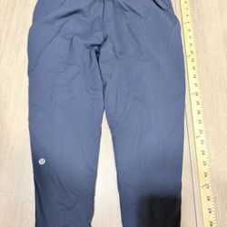 Lululemon Navy Blue Capri Pants Size #4